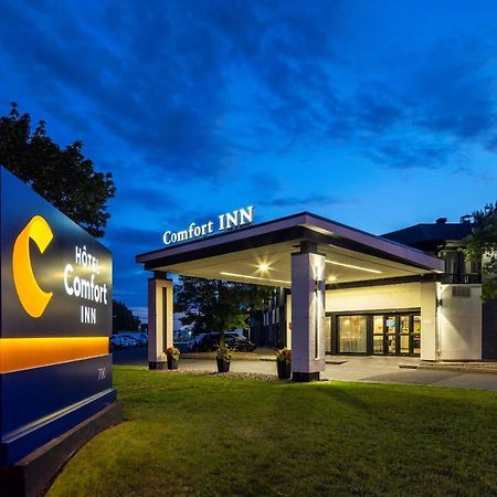 Comfort Inn Montreal Airport Pointe-Claire Exterior foto